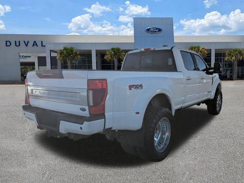2022 Ford F-450 Platinum