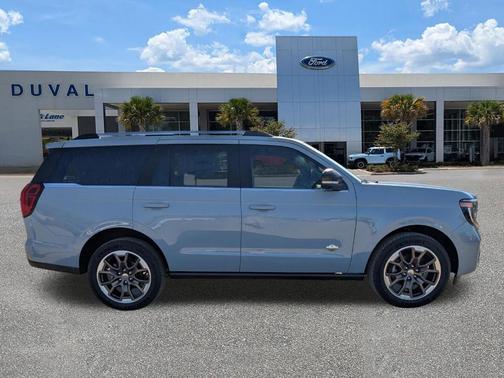 Glacier Gray Metallic 2026 Ford Expedition King Ranch
