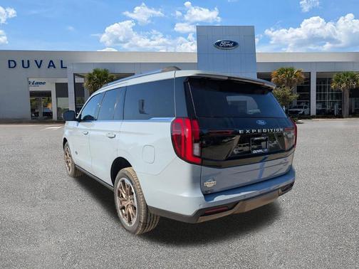 Glacier Gray Metallic 2026 Ford Expedition King Ranch