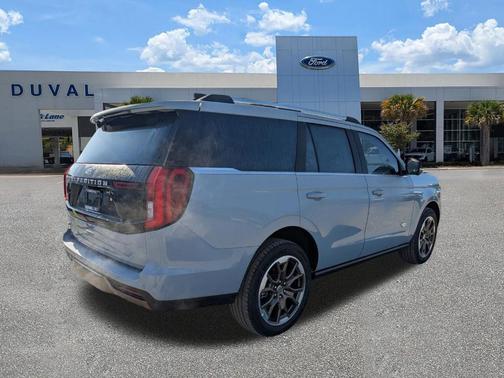 Glacier Gray Metallic 2026 Ford Expedition King Ranch