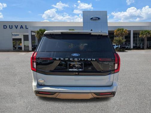 Glacier Gray Metallic 2026 Ford Expedition King Ranch
