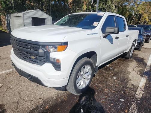 2022 Chevrolet Silverado 1500 Custom