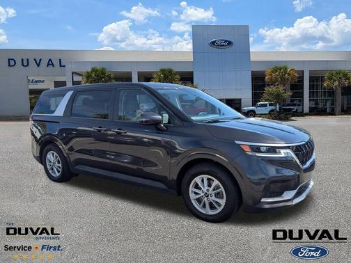 2024 Kia Carnival LX