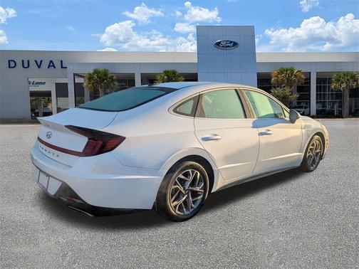 2022 Hyundai SONATA SEL