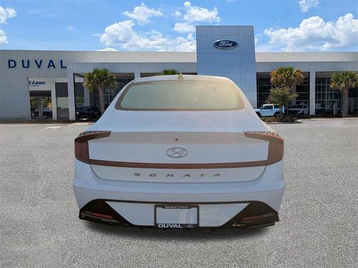 2022 Hyundai SONATA SEL