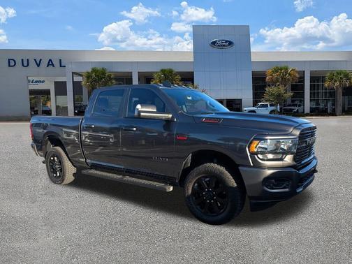 2019 RAM 2500 Lone Star Crew Cab 4x4 6'4' Box