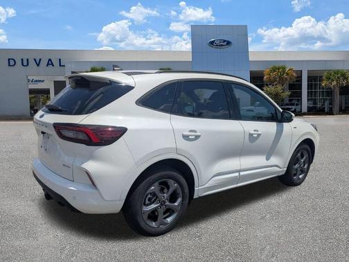 White Metallic 2023 Ford Escape ST-Line Select