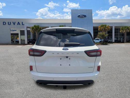 White Metallic 2023 Ford Escape ST-Line Select