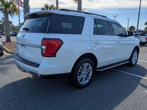 2022 Ford Expedition XLT