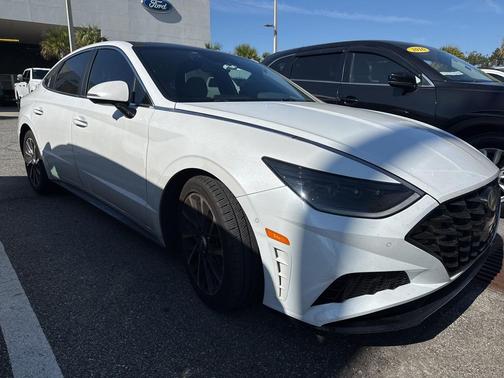 2021 Hyundai SONATA Limited