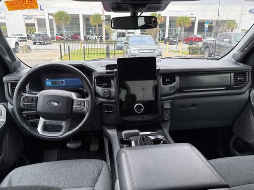 2024 Ford F-150 Lightning Flash