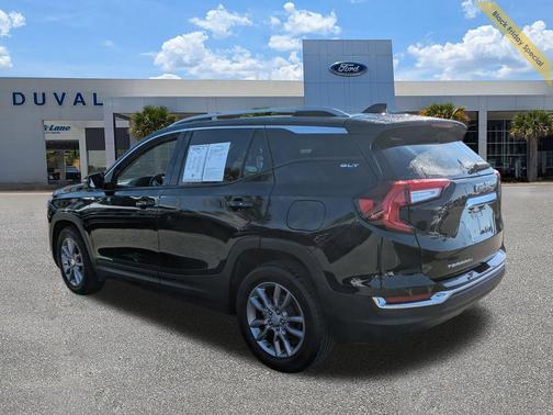 2023 GMC Terrain SLT