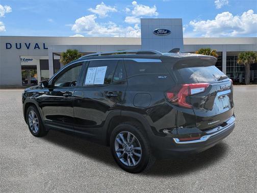 2023 GMC Terrain SLT