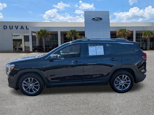 2023 GMC Terrain SLT