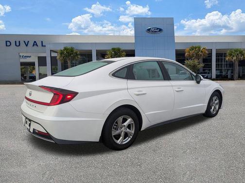 2021 Hyundai SONATA SE