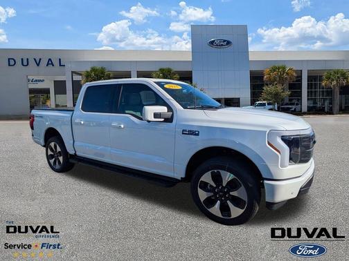 2025 Ford F-150 Lightning Platinum