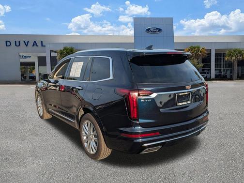 2022 Cadillac XT6 Premium Luxury FWD