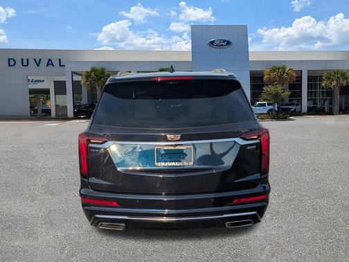 2022 Cadillac XT6 Premium Luxury FWD