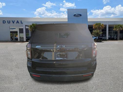 2022 Chevrolet Suburban 4WD Z71