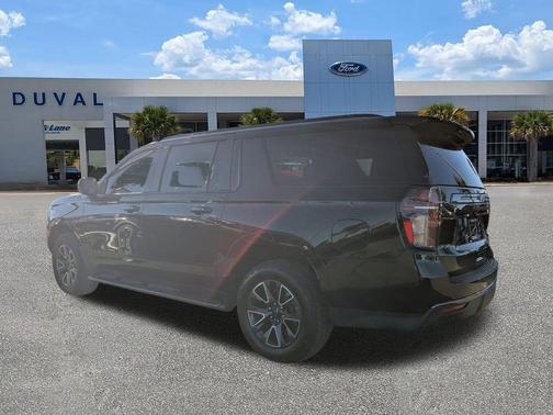 2022 Chevrolet Suburban 4WD Z71