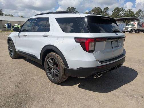 Space White Metallic 2026 Ford Explorer ST