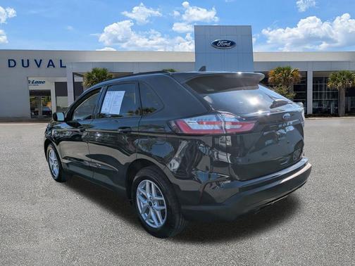 2022 Ford Edge SE