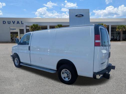 Summit White 2024 Chevrolet Express 2500 Work Van
