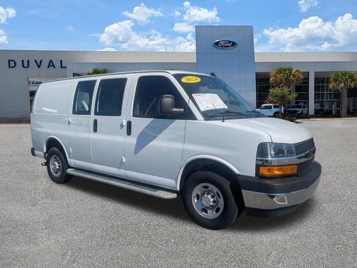 Summit White 2024 Chevrolet Express 2500 Work Van
