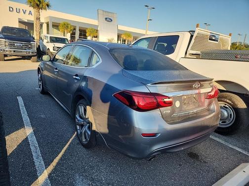 2016 INFINITI Q70L 3.7X