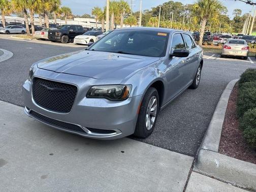 2015 Chrysler 300 Limited