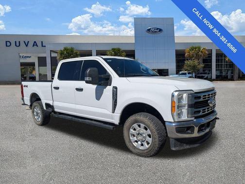 Oxford White 2023 Ford F-250 XLT