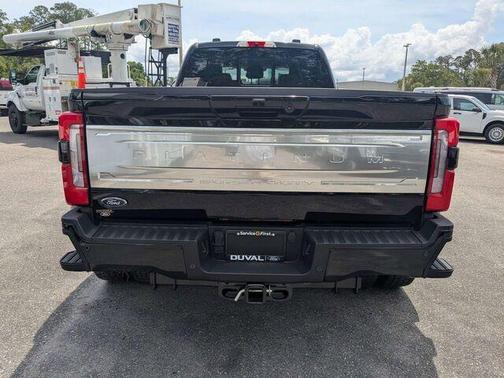 Agate Black Metallic 2026 Ford F-450 Platinum