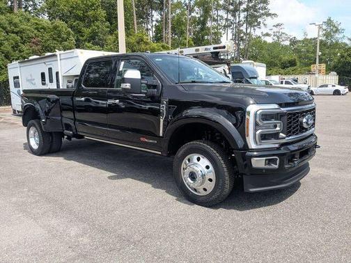Agate Black Metallic 2026 Ford F-450 Platinum