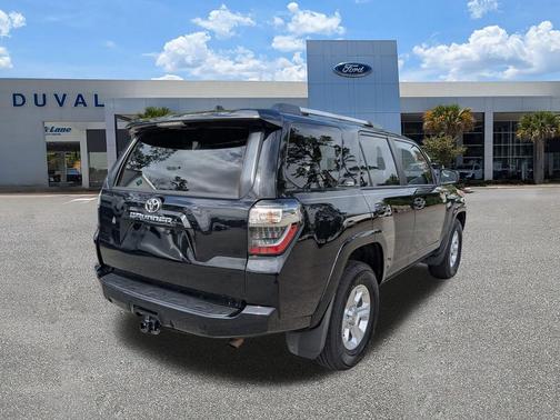 2023 Toyota 4Runner SR5