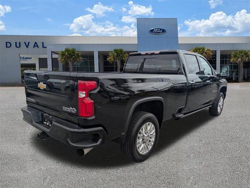 2022 Chevrolet Silverado 2500 High Country
