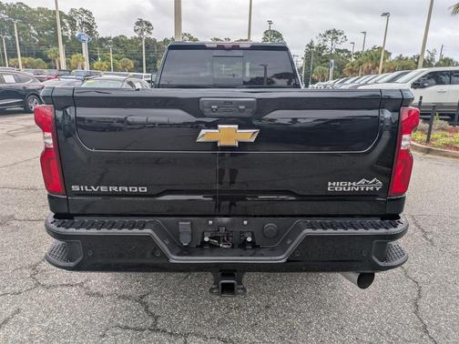 2022 Chevrolet Silverado 2500 High Country