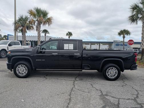 2022 Chevrolet Silverado 2500 High Country