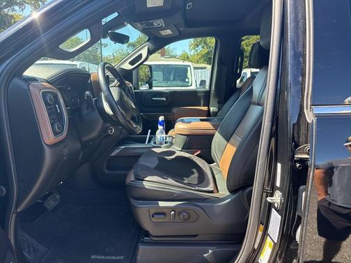 2022 Chevrolet Silverado 2500 High Country