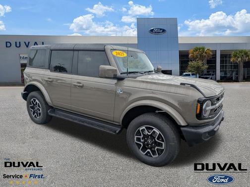 2025 Ford Bronco Outer Banks