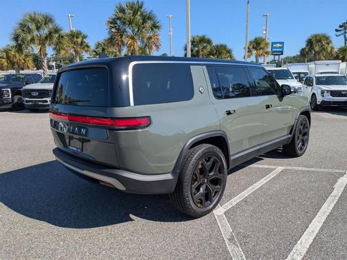 2022 Rivian R1S Launch Edition