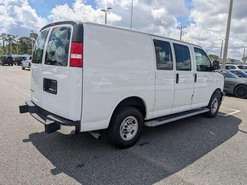 Summit White 2024 Chevrolet Express 2500 Work Van
