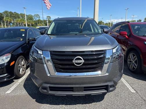 2024 Nissan Pathfinder SV FWD