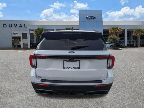 Space White Metallic 2026 Ford Explorer ST-Line