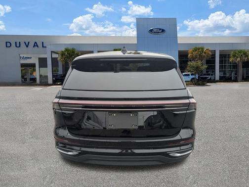 Black Metallic 2025 Lincoln Nautilus Premiere