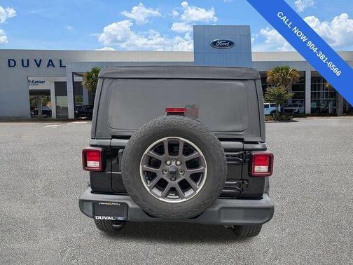 Black Clearcoat 2021 Jeep Wrangler Unlimited Sport