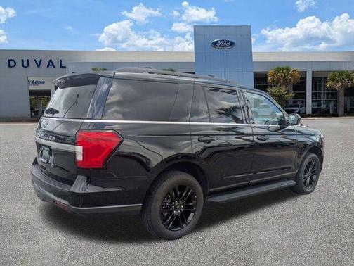 Black Metallic 2024 Ford Expedition XLT