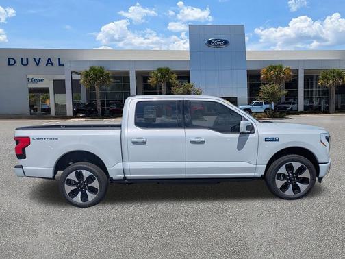2025 Ford F-150 Lightning Platinum