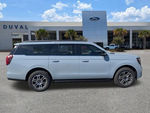 2025 Ford Expedition Max Active 4x2