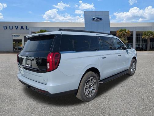 2025 Ford Expedition Max Active 4x2