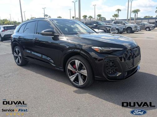 Black 2025 Audi SQ5 3.0T quattro Premium